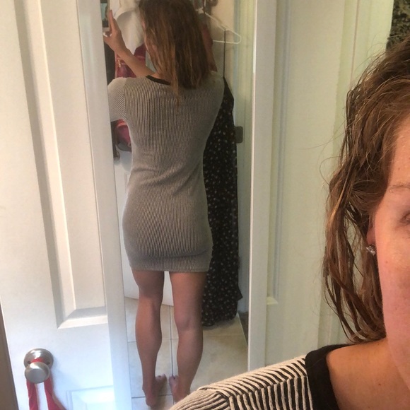 Black and white cotton stretch pinstripe dress - Picture 6 of 6